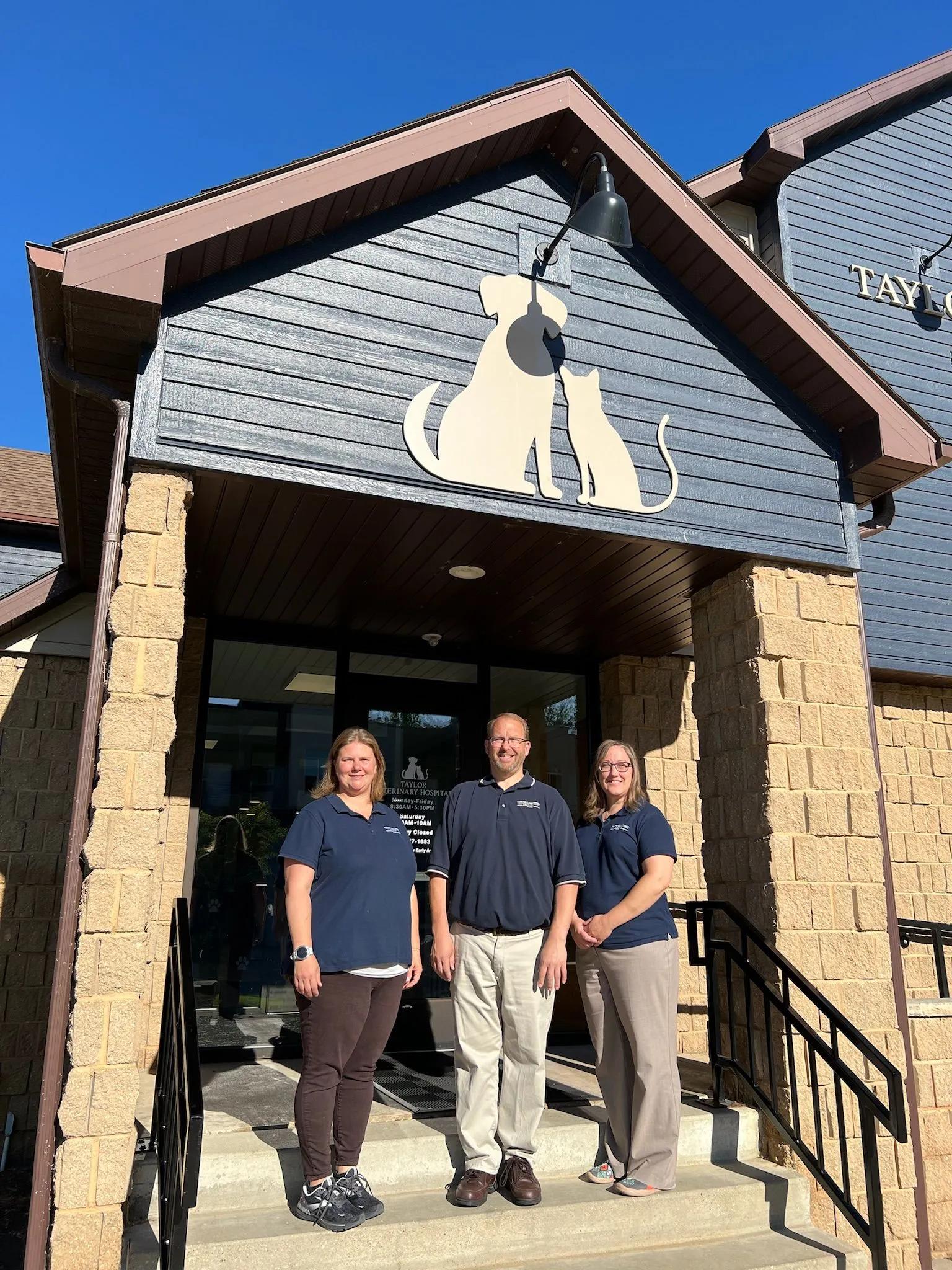 Taylor <b>Veterinary Hospital</b> - <b>Veterinarian</b> In <b>Cedar Falls</b>, <b>IA</b> USA ...