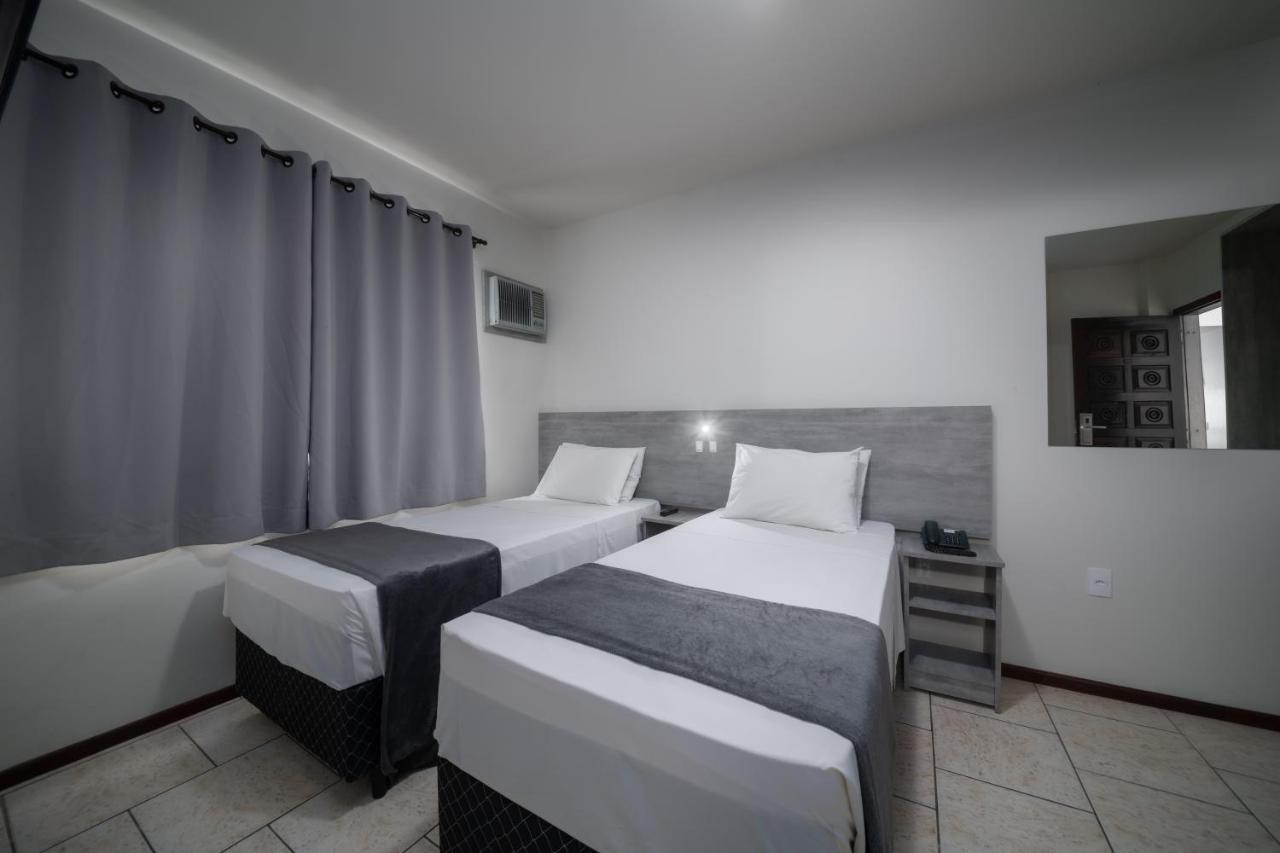 Quarto Standard com 2 Camas de Solteiro