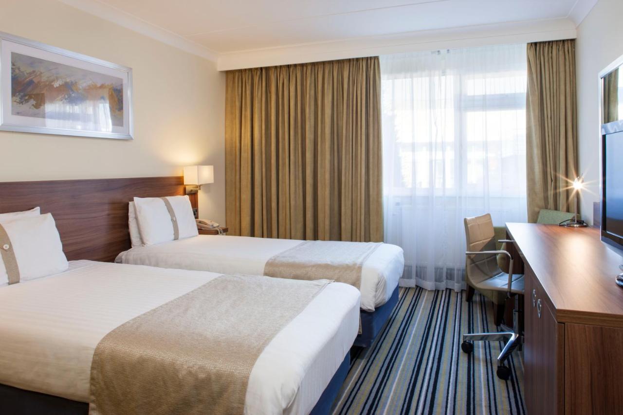 Standard Room Two Single Beds