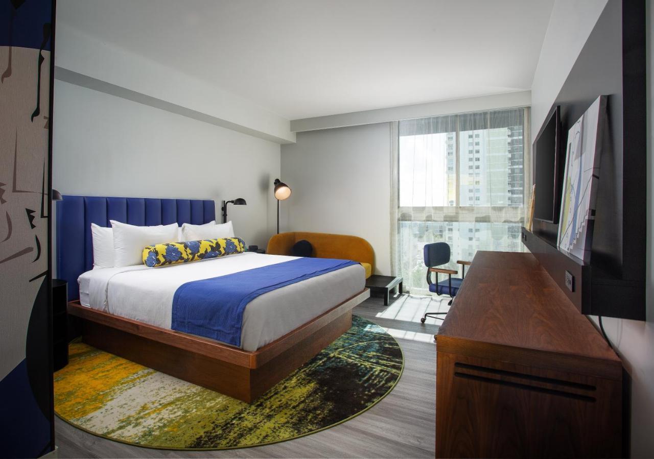 Premium King Room,1284218389:JPEG