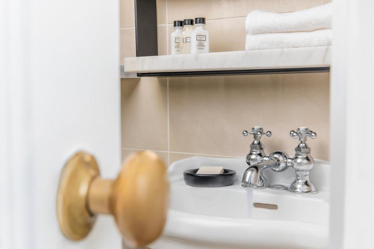 Premium Queen Room,1065817291:JPEG