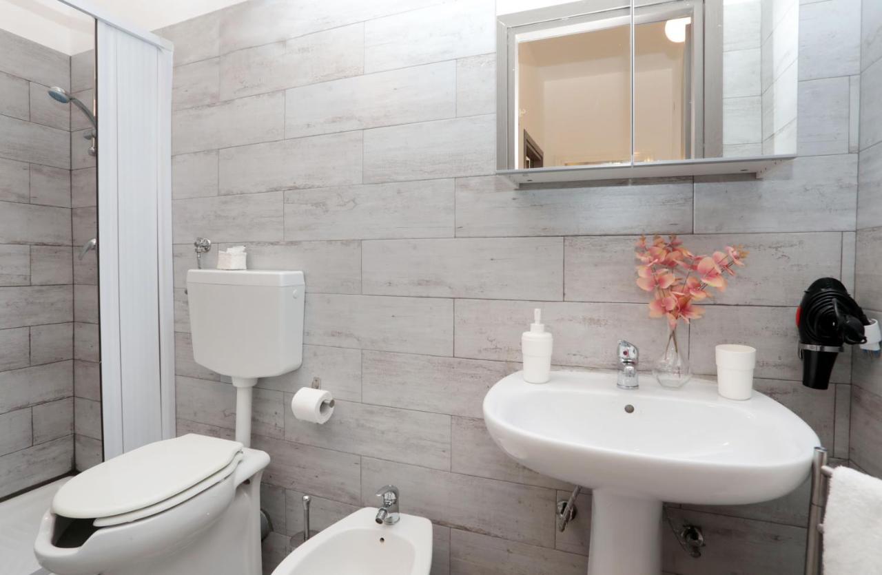 Habitación Doble con baño privado externo