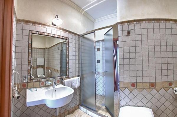 Double or Twin Room,494675412:JPEG