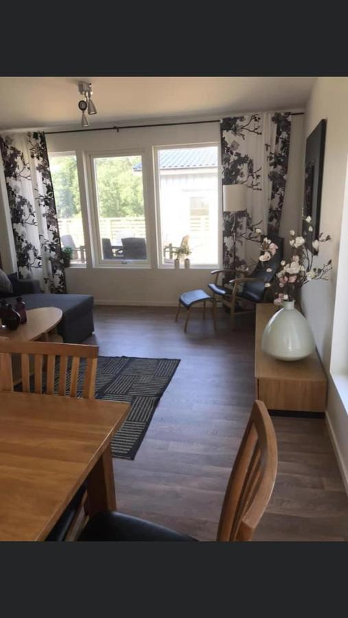 Two-Bedroom House,1051753912:JPEG