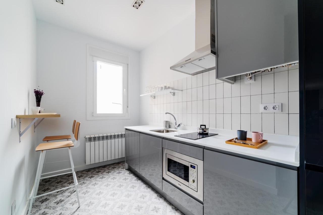 One-Bedroom Apartment,1054702789:JPEG