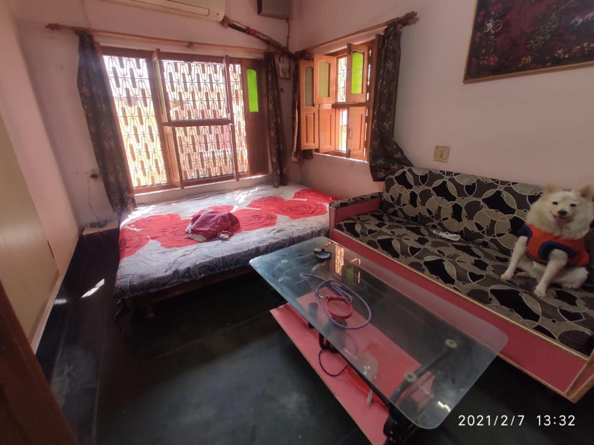 Four-Bedroom House,1080161536:JPEG