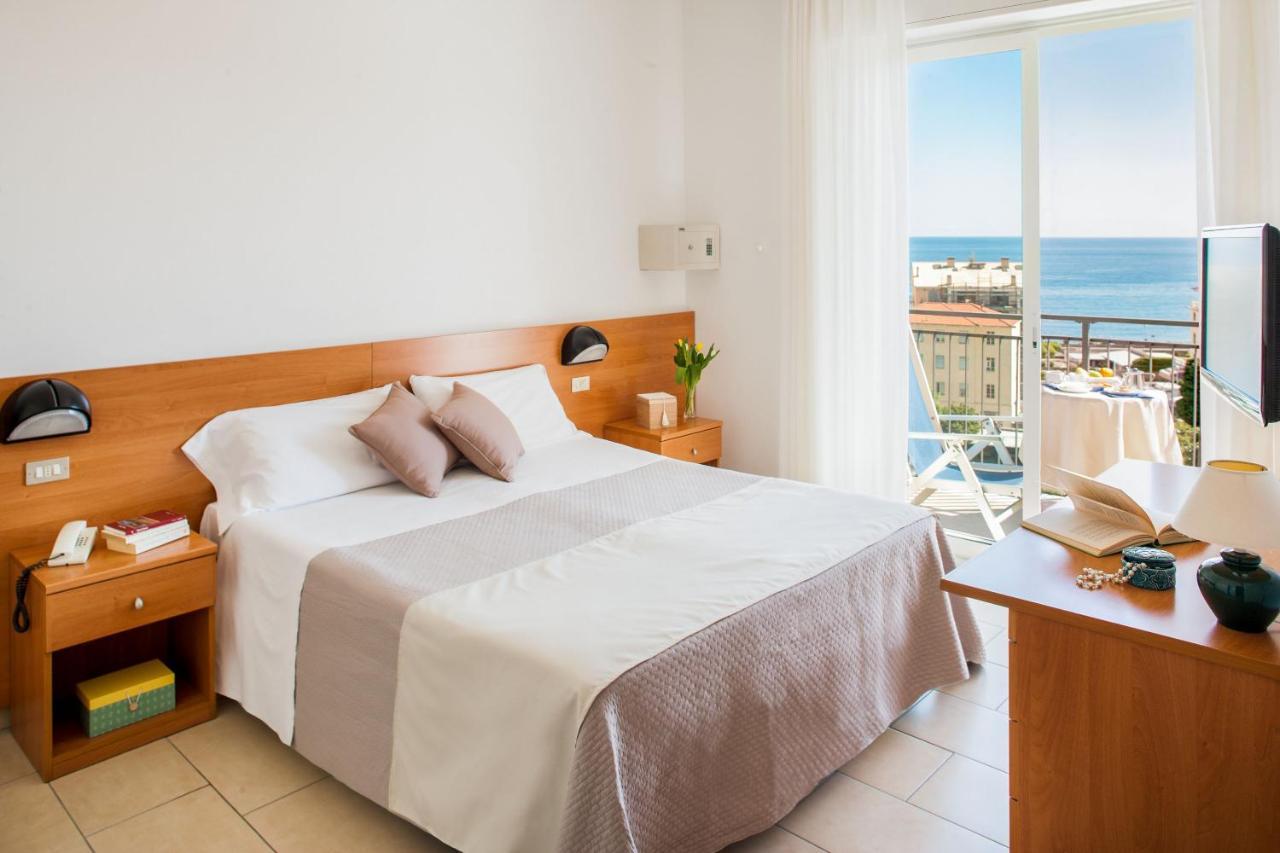 Double Room Balcony Sea View