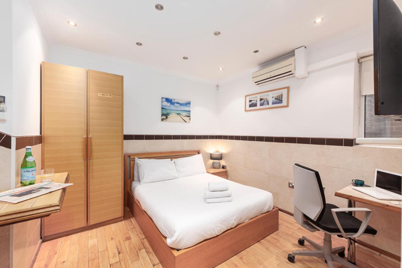 Deluxe Apartments