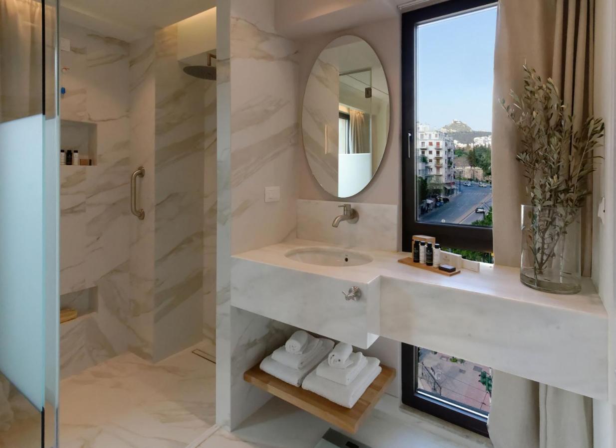 Niche Kamer met Uitzicht op de Lykavittós-heuvel