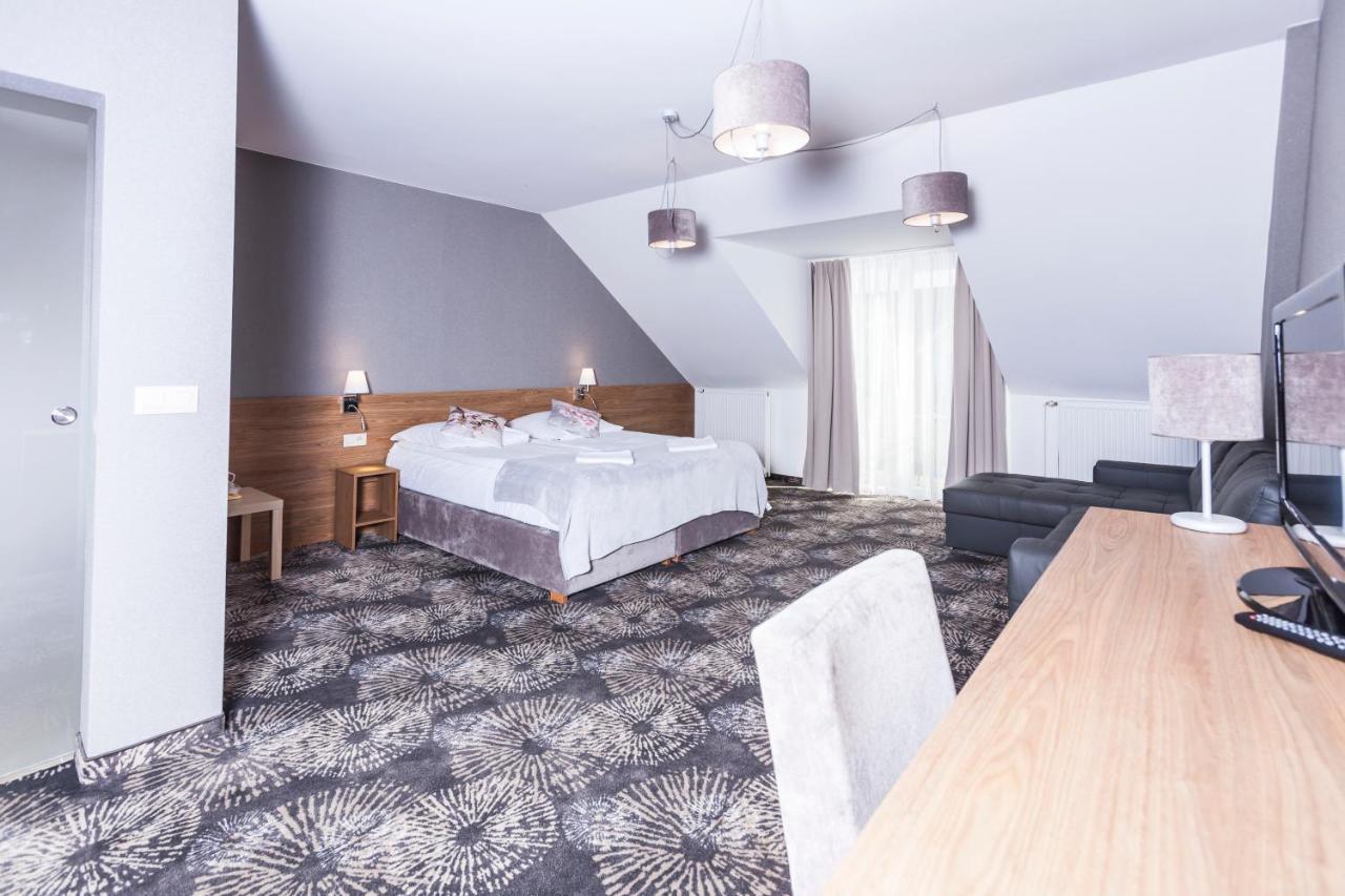 Dreibettzimmer