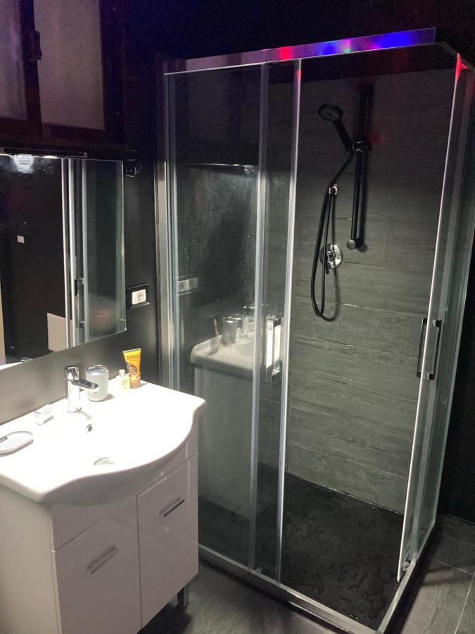 King Room Spa Bath