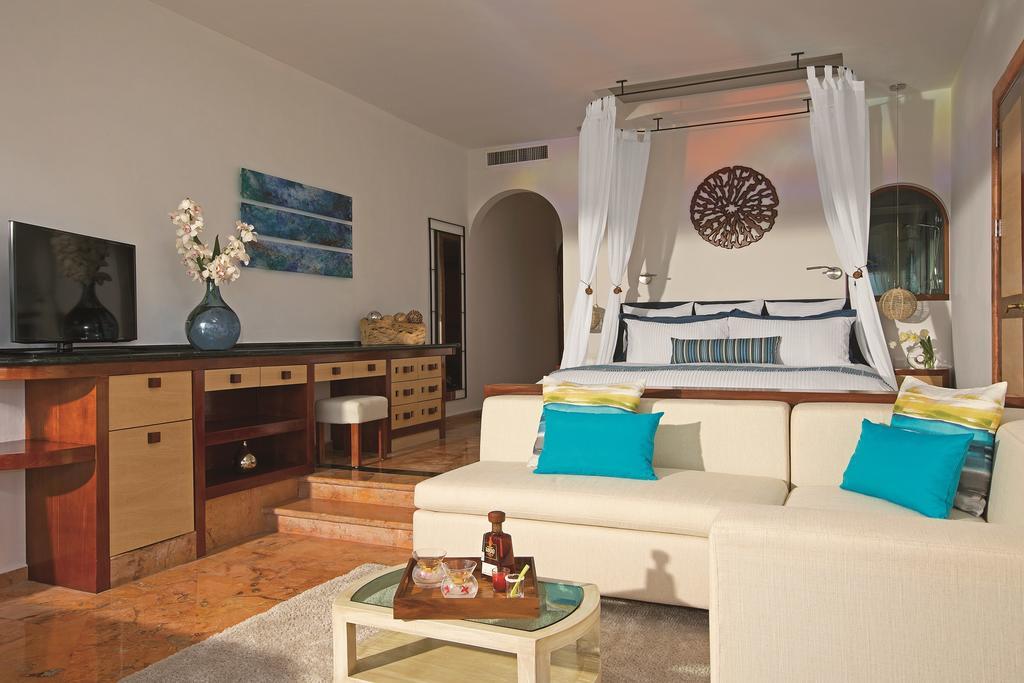 Suite Junior Superior con cama extragrande - Junto al mar