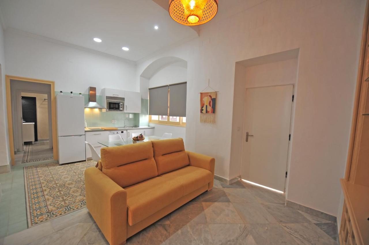 Three-Bedroom Apartment,1132427886:JPEG