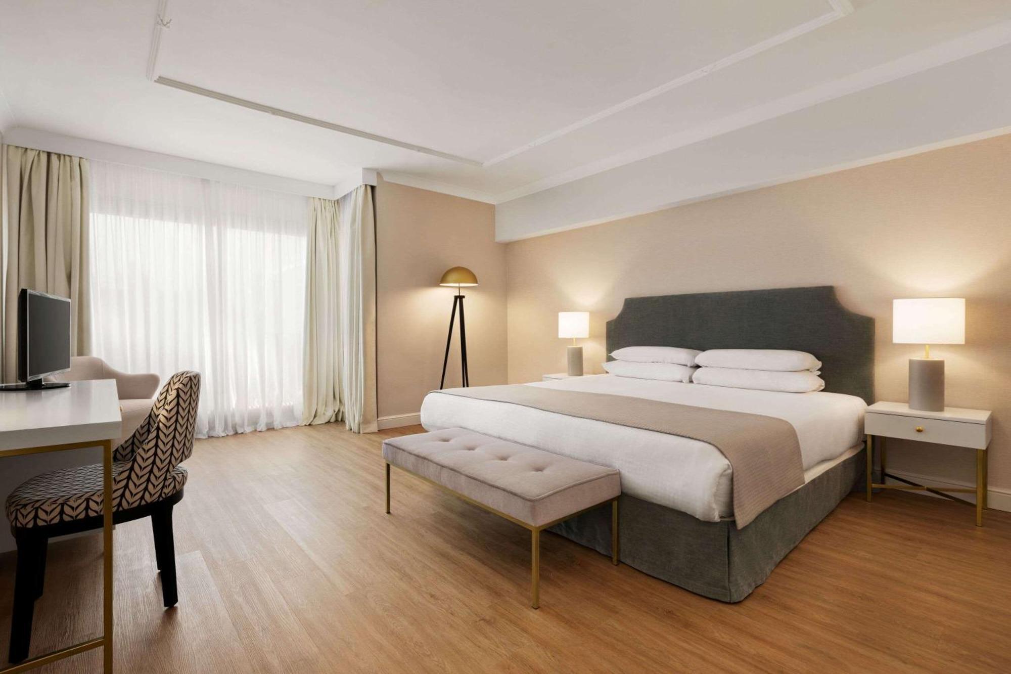 Executive Double Room Non-Smoking