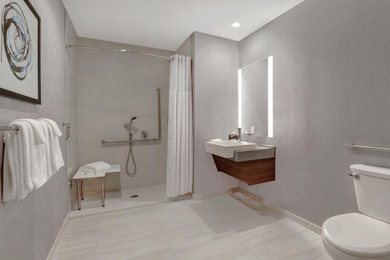 King Suite Accessible Shower Disability Access,1145921368:JPEG