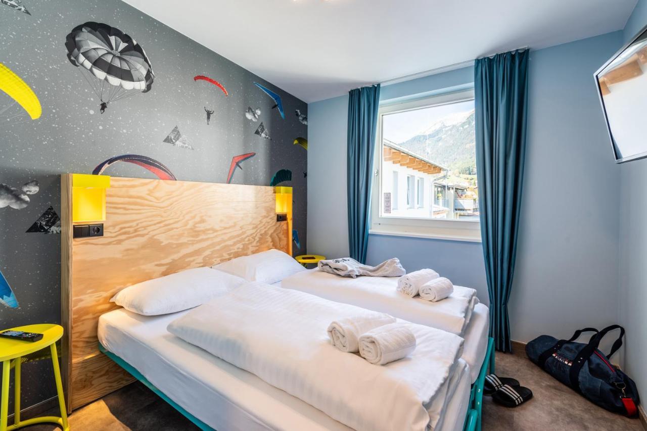 Single Room,1155819336:JPEG