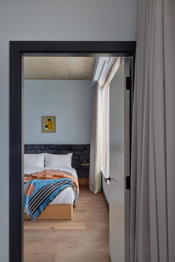 One-Bedroom Apartment,1157473671:JPEG
