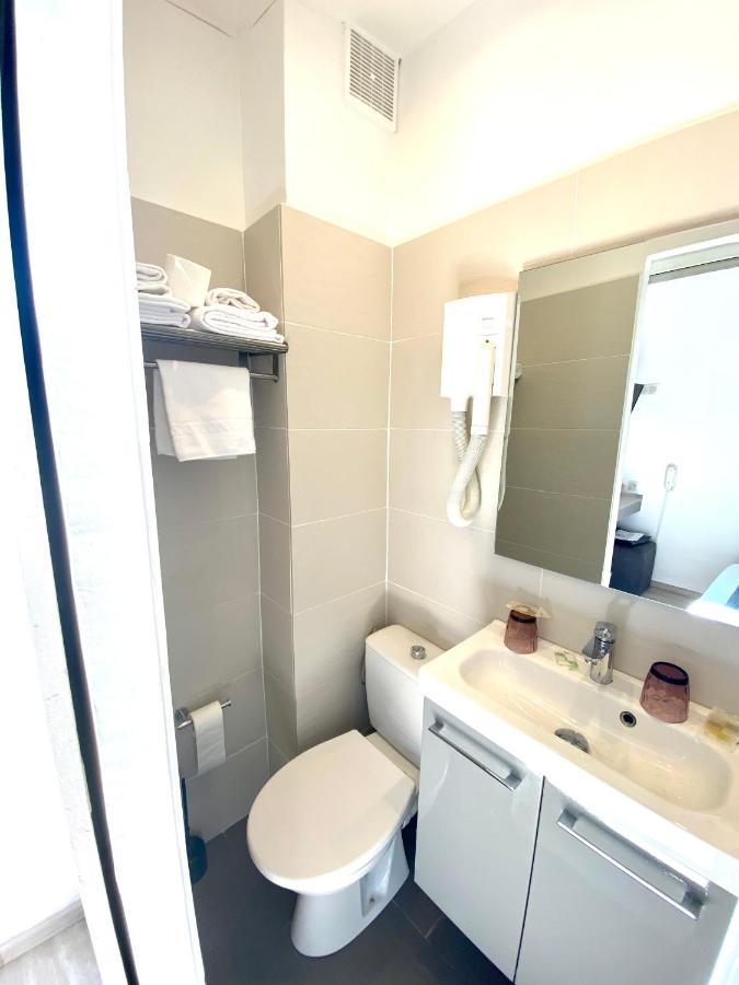 Budget Double Room,1381093127:JPEG