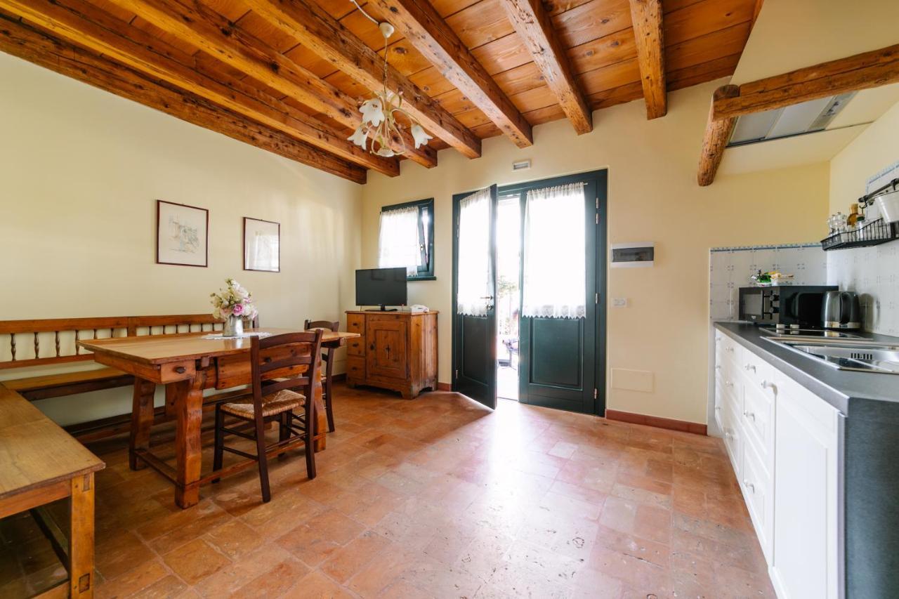 Two-Bedroom Apartment,1187524189:JPEG