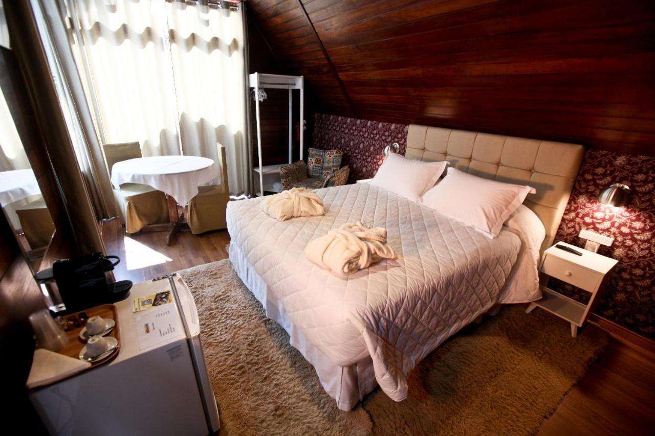 One-Bedroom Chalet,1589174638:JPEG