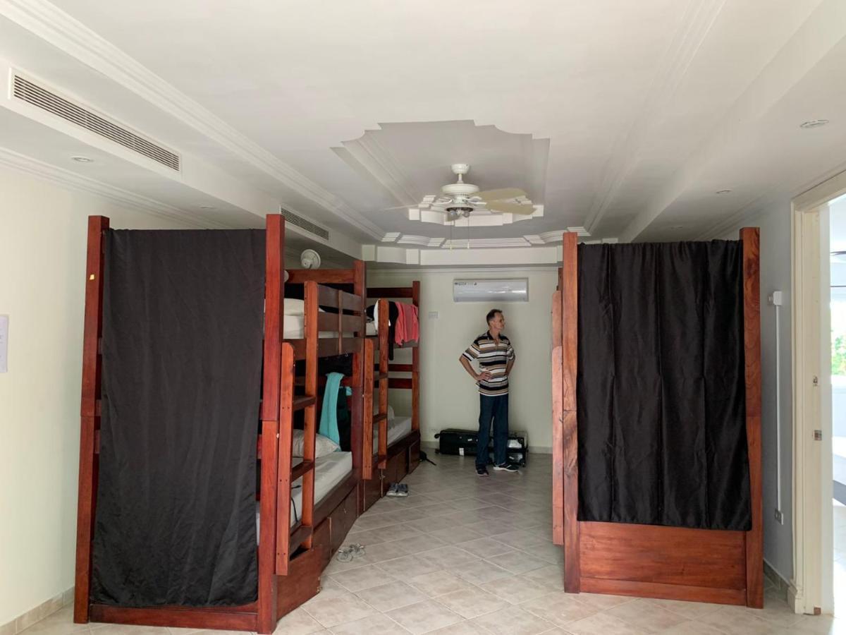 Bett im Frauenschlafsaal mit 8 Betten
