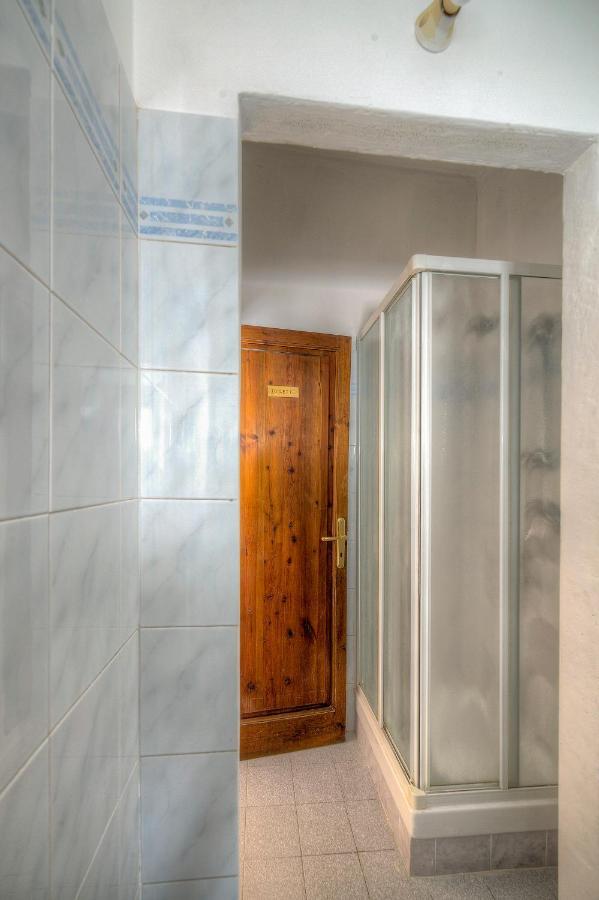 Habitación Doble con baño compartido