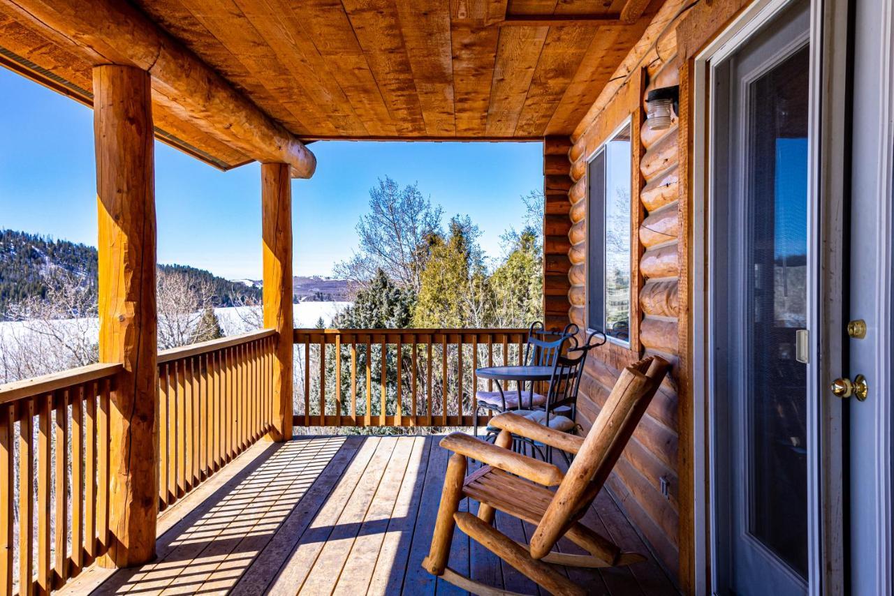 Superior Family Room