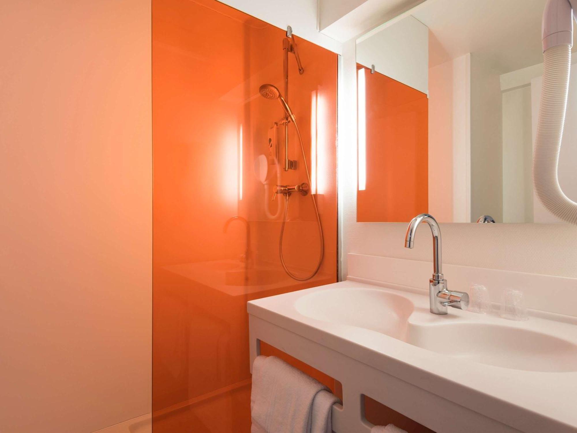 Quarto Duplo Standard