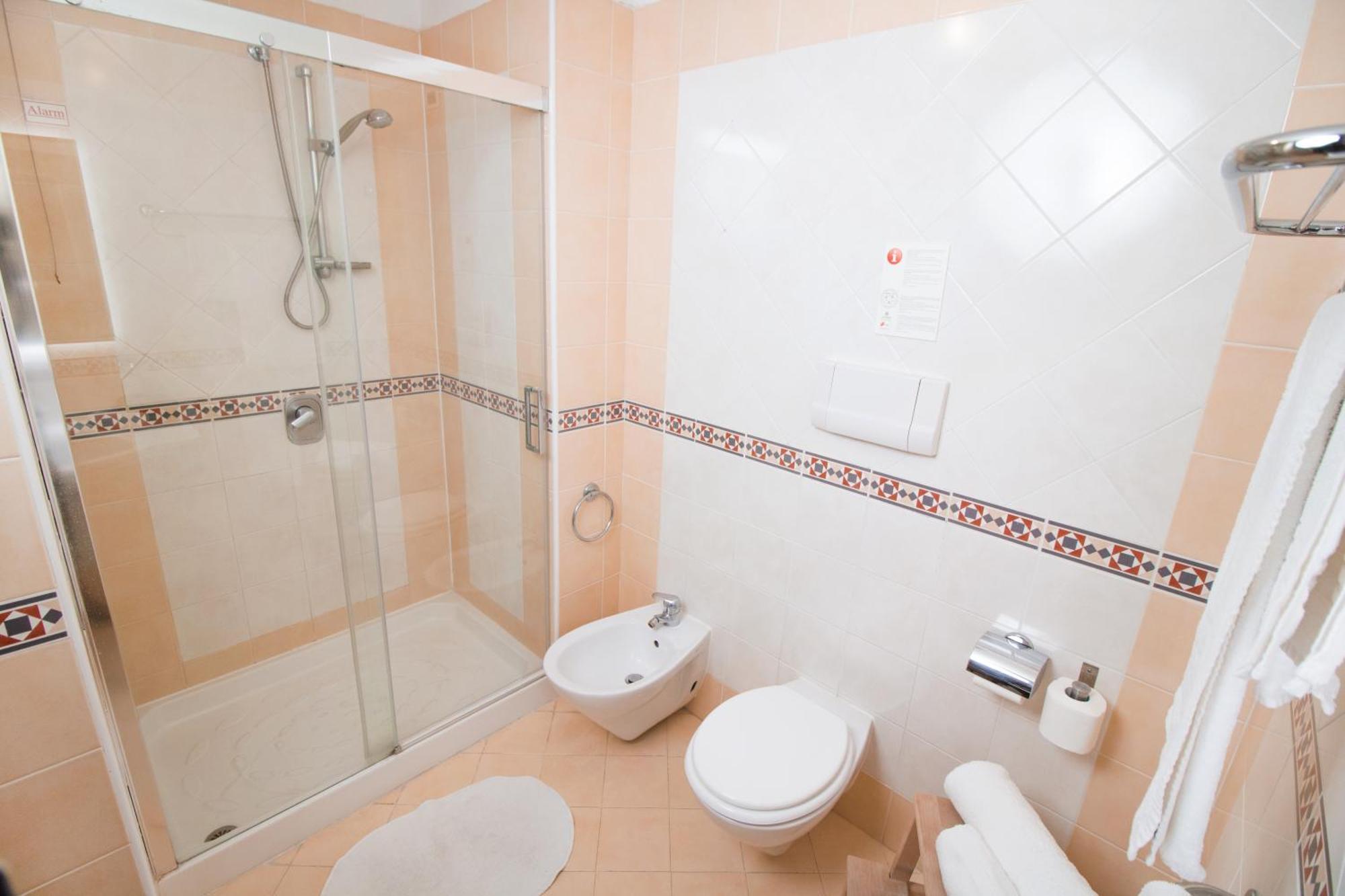 Economy Double or Twin Room Balcony Internal View