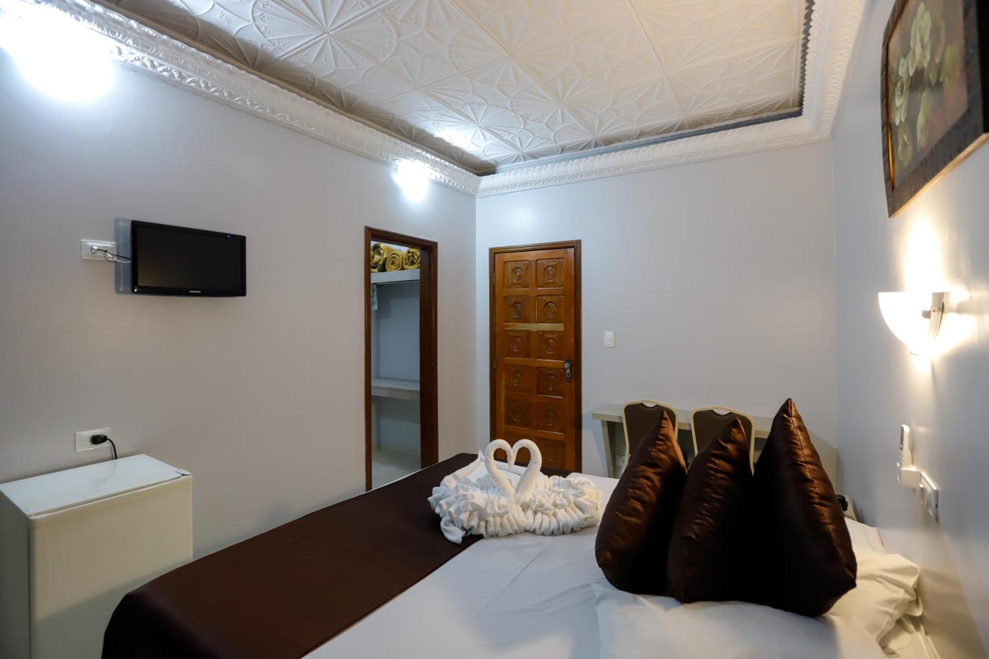 Standard Double Room,1328418329:JPEG