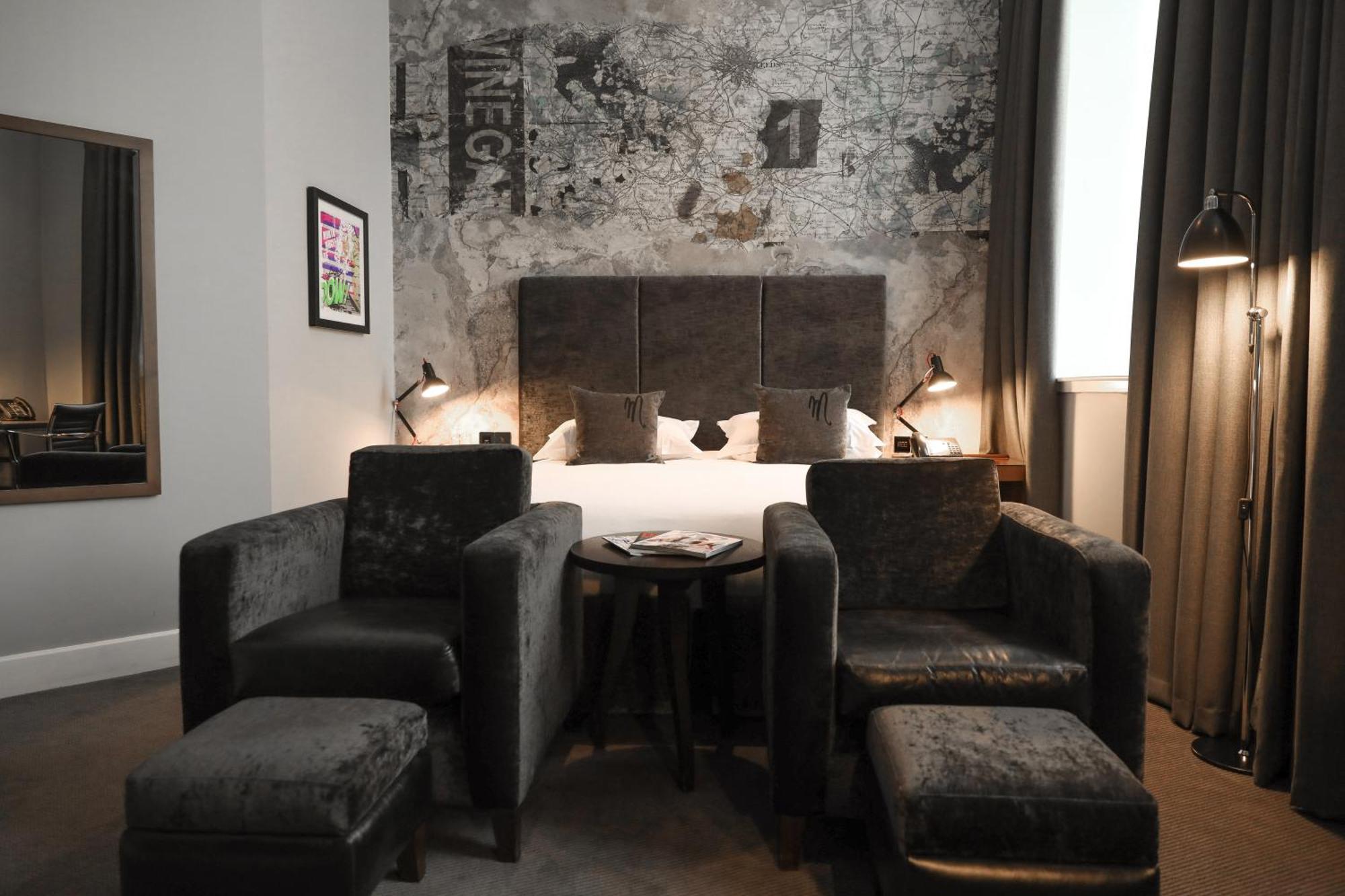 Club Twin Room