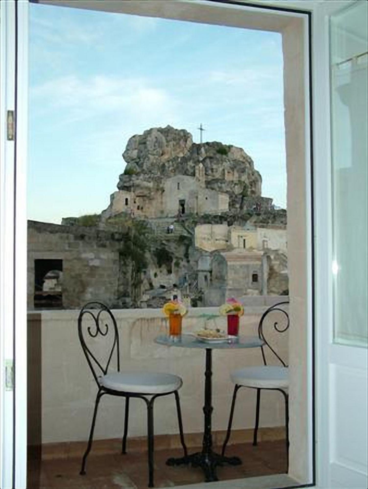 Junior Suite with Balcony,1216394287:JPEG