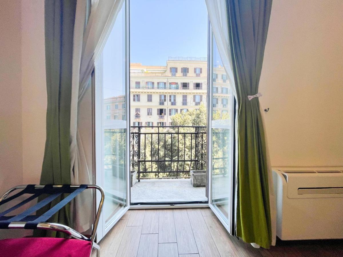Deluxe Double Room Balcony