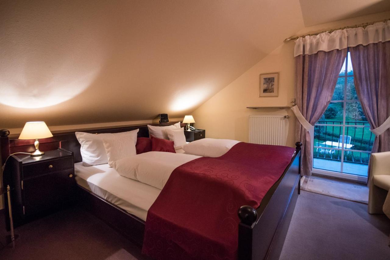 Doppelzimmer mit Balkon