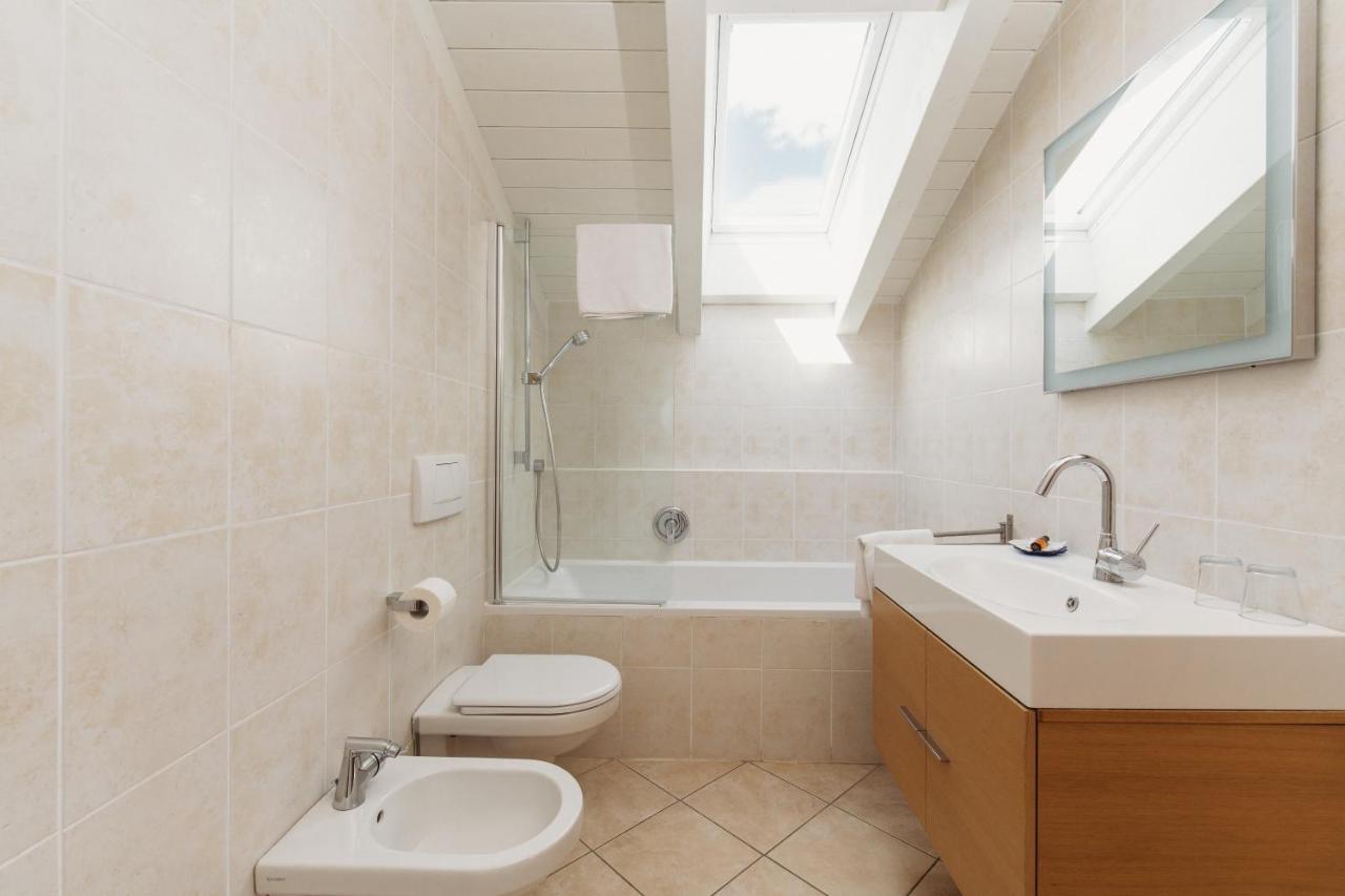 Deluxe Double Room with Bath,1231973876:JPEG