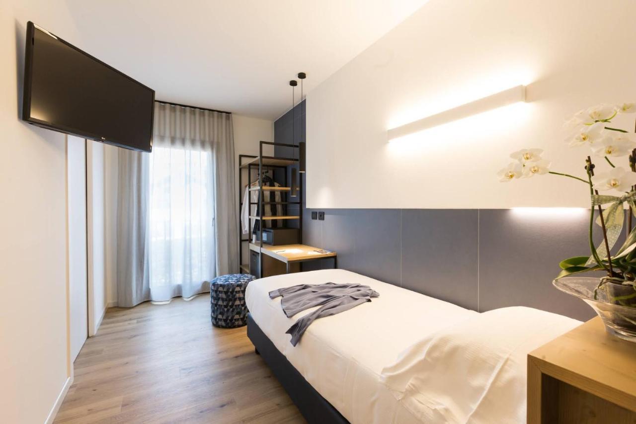 Single Room Separate Building