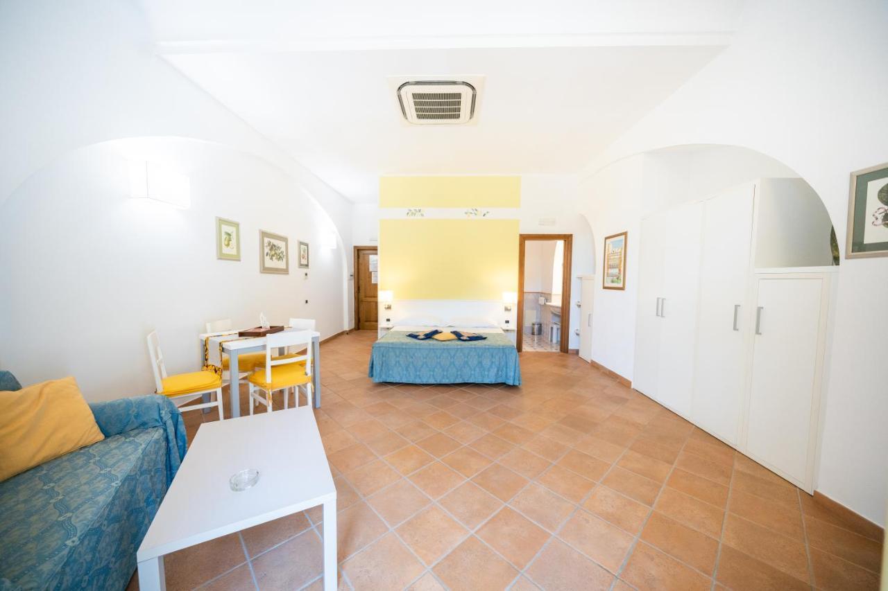 Monolocale con Terrazza