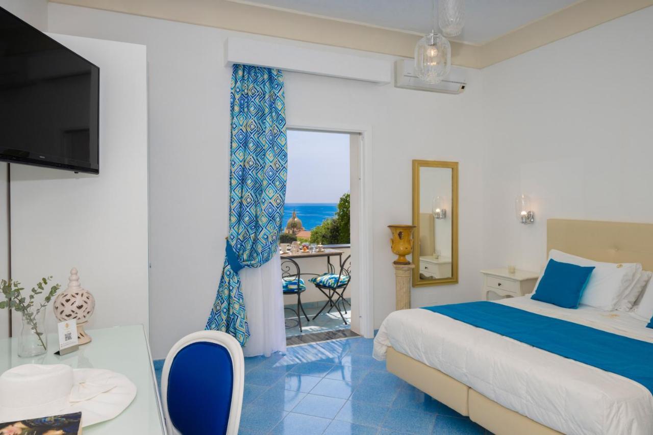 Standard Double or Twin Room Sea View