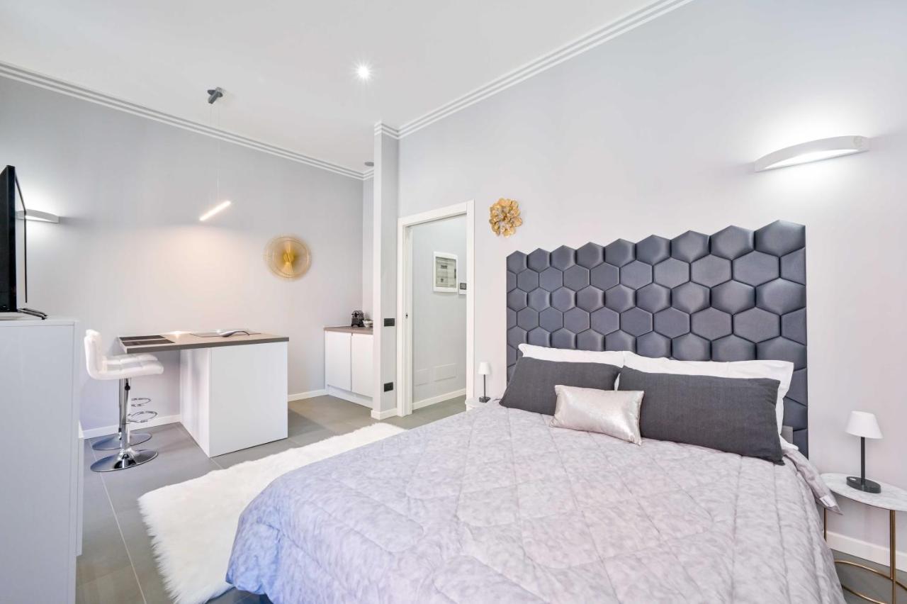 One-Bedroom Apartment,1253622169:JPEG