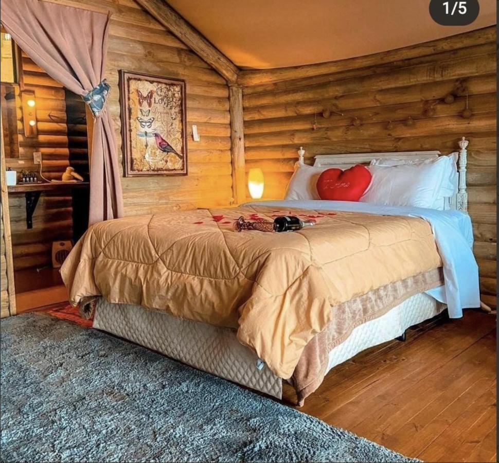 Master Glamping Tent Hot Tub