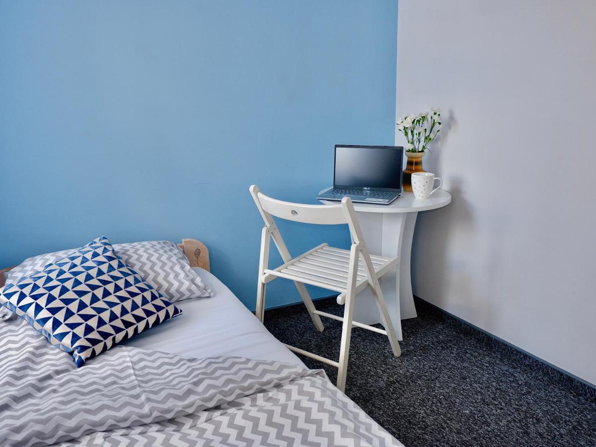 Single Room with Shared Bathroom