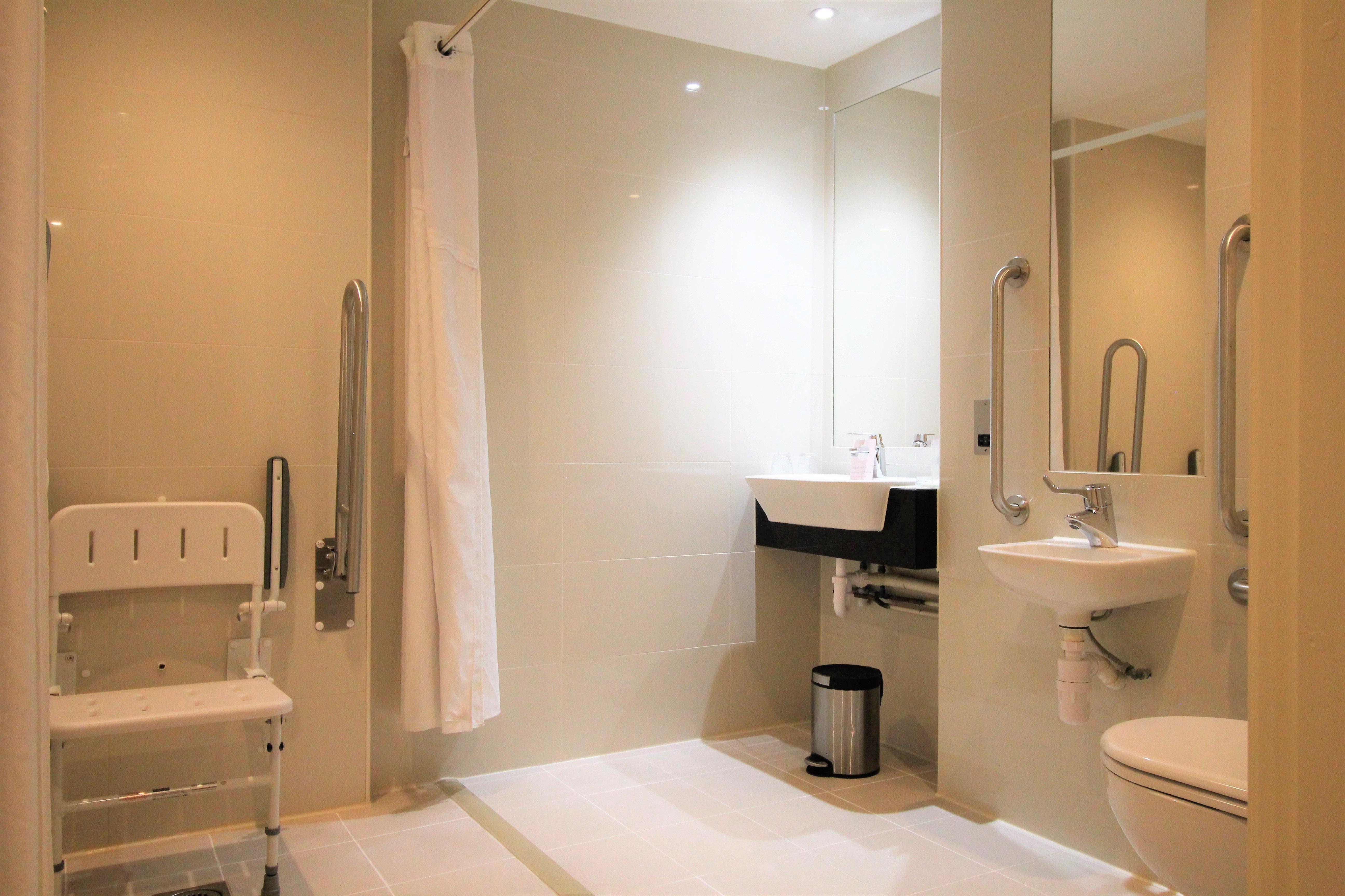 Standard King Room Disability Access