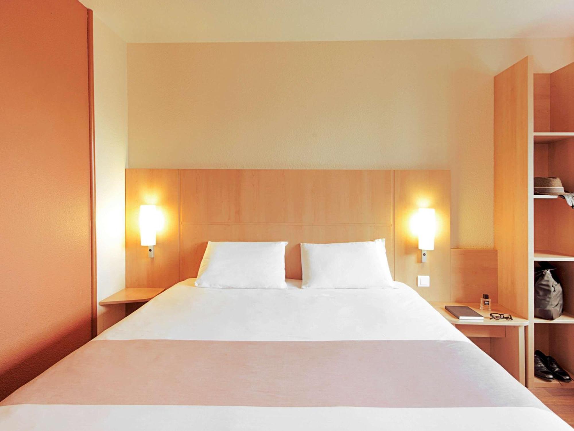 Standard Double Room - Mobility Access,1704912344:JPEG