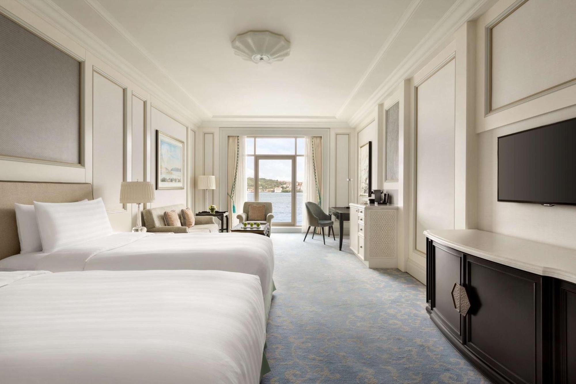 Premier Twin Room Bosphorus View