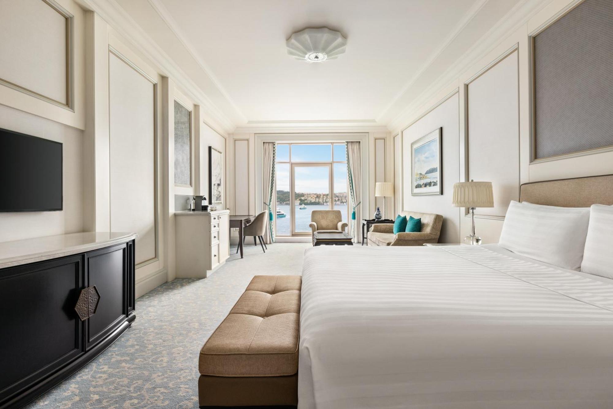 Horizon Bosphorus King room exclusive Horizon privileges