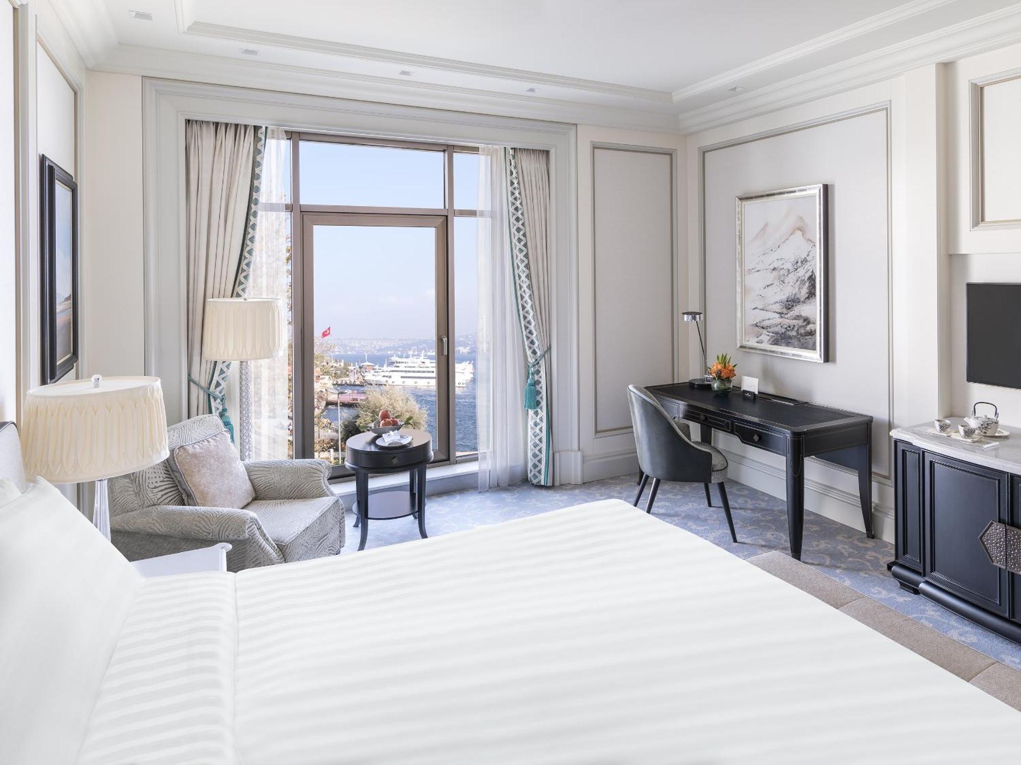 Horizon Bosphorus King room exclusive Horizon privileges