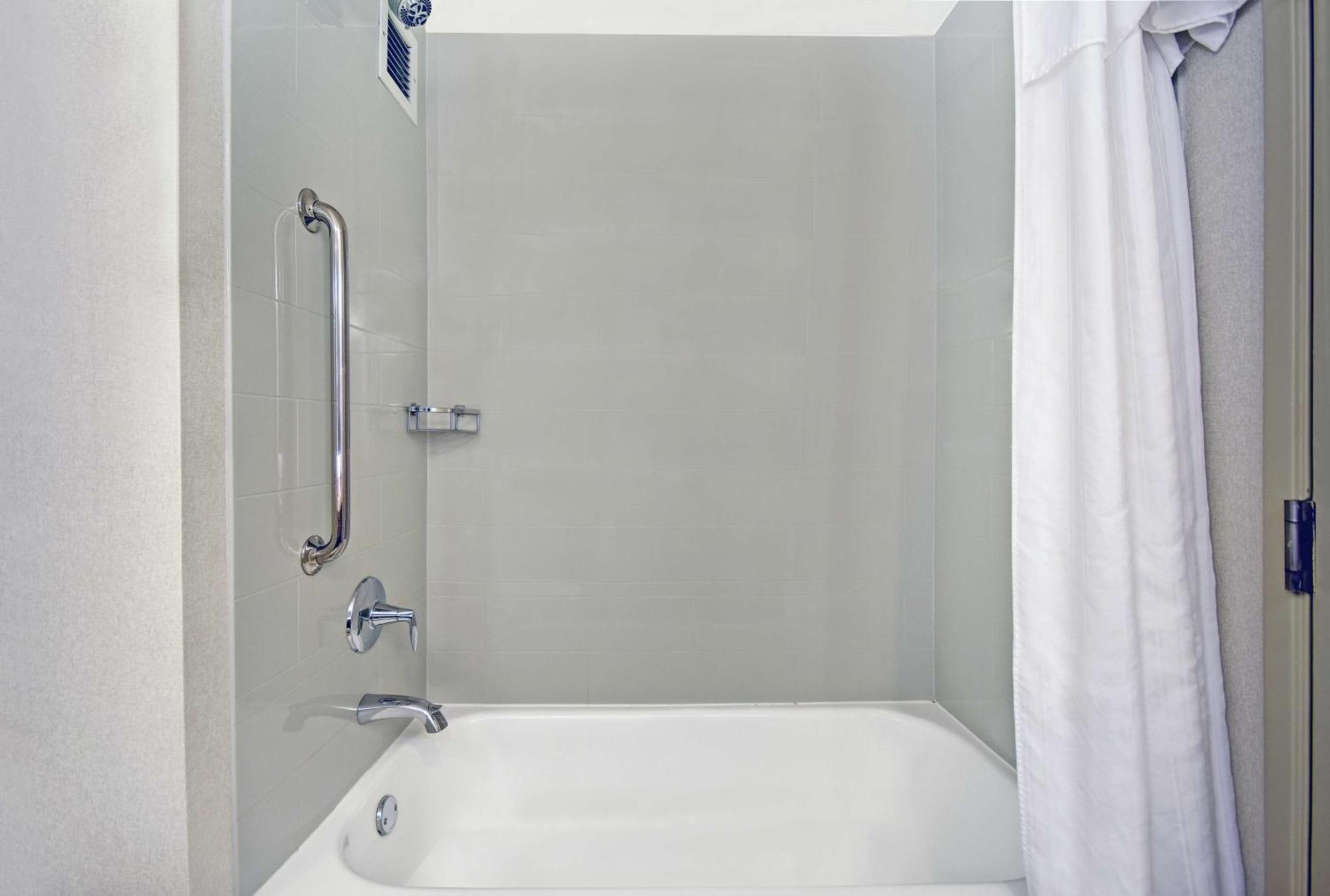 King Studio with Bay View - Non-Smoking,1434708748:JPEG