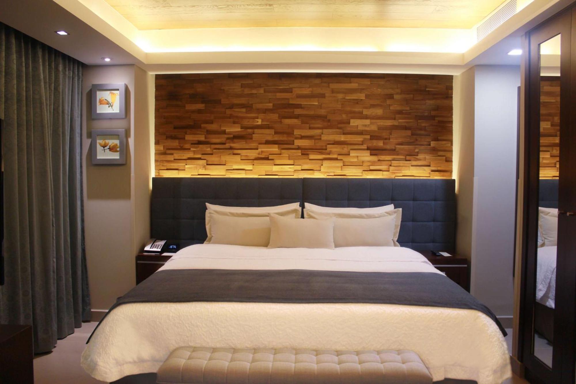 Queen Room Sofa Bed