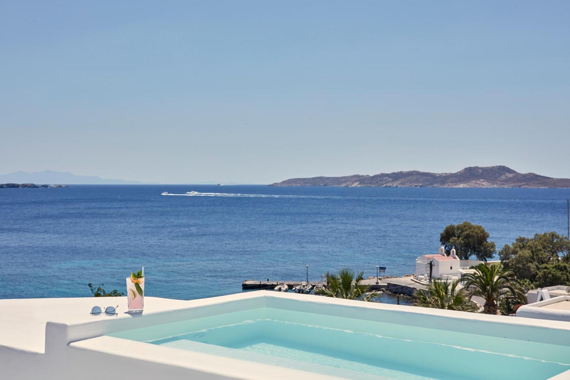 Superior Double Room with Open-Air Jetted Tub and Sea View,1214836231:JPEG