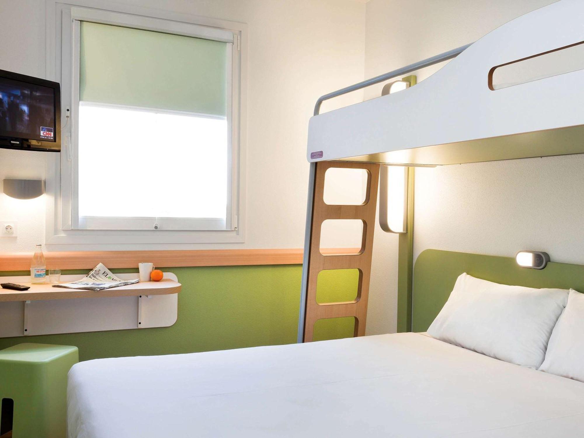 Double Room with Single Bed